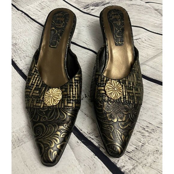 Womens 8M Black & Gold Embossed Floral Mules With Decorative Buckle tooled - Picture 1 of 6